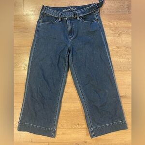 Super cute crop jeans